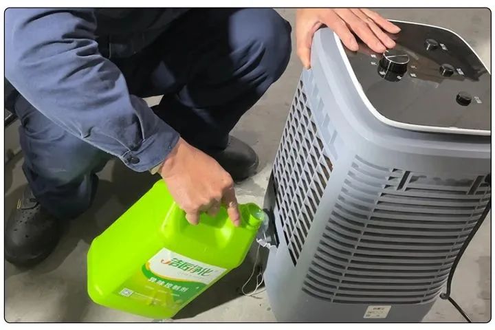 橡膠配件加工廠氣味難聞，傷害人體；廢氣除臭用Dejing的凈?！.jpg